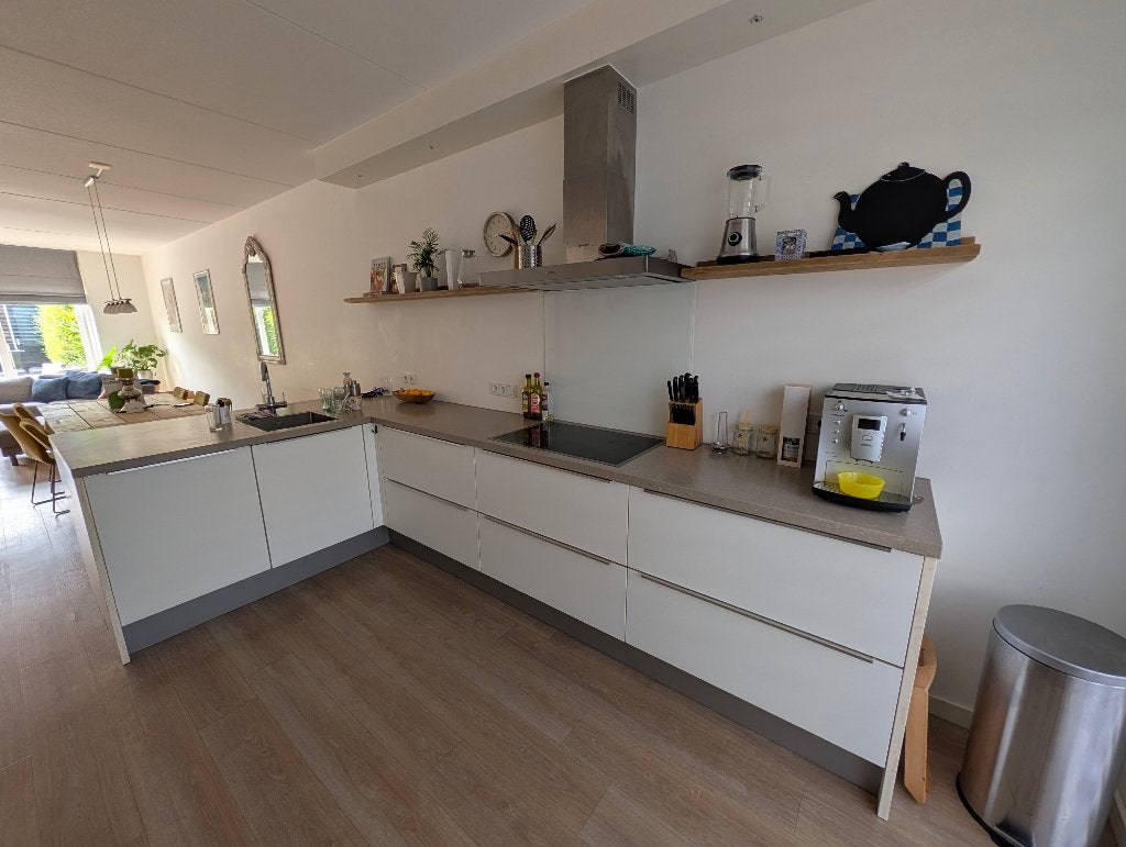 ✨WAANZINNIG MOOIE KEUKEN MET SCHIEREILAND+KASTENWAND  ✨, Huis en Inrichting, Ophalen, Wit, Zo goed als nieuw, Composiet