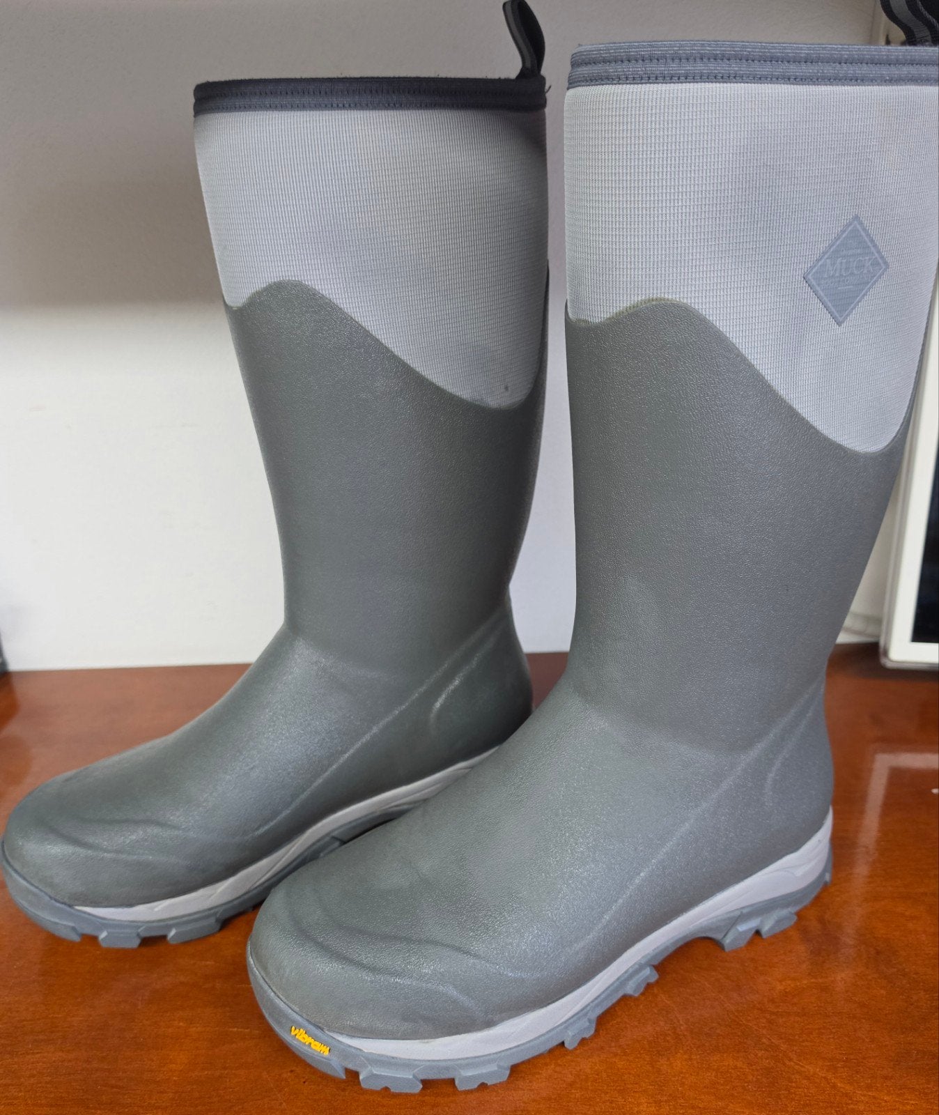 Muck Boot Arctic Ice Vibram AG All Terrain Tall - Maat 46, Kleding | Heren, Overige kleuren, Ophalen of Verzenden, Muck Boot, Regenlaarzen