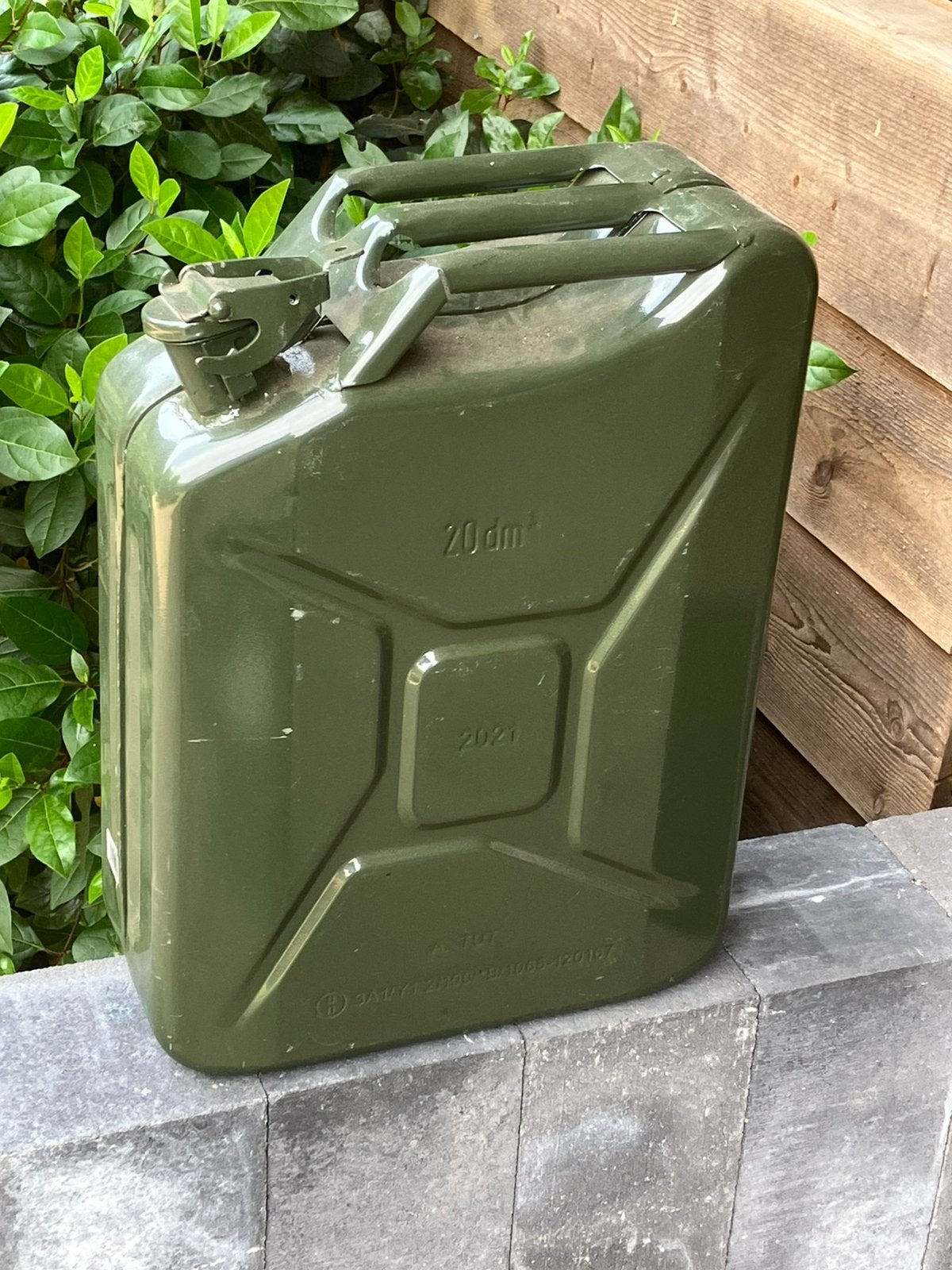 Metalen jerrycans, Ophalen, Nieuw