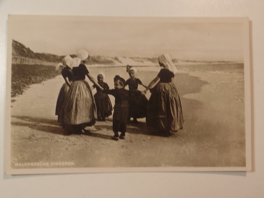 Klederdracht Zeeland, Ophalen of Verzenden, 1940 tot 1960, Gelopen, Zeeland