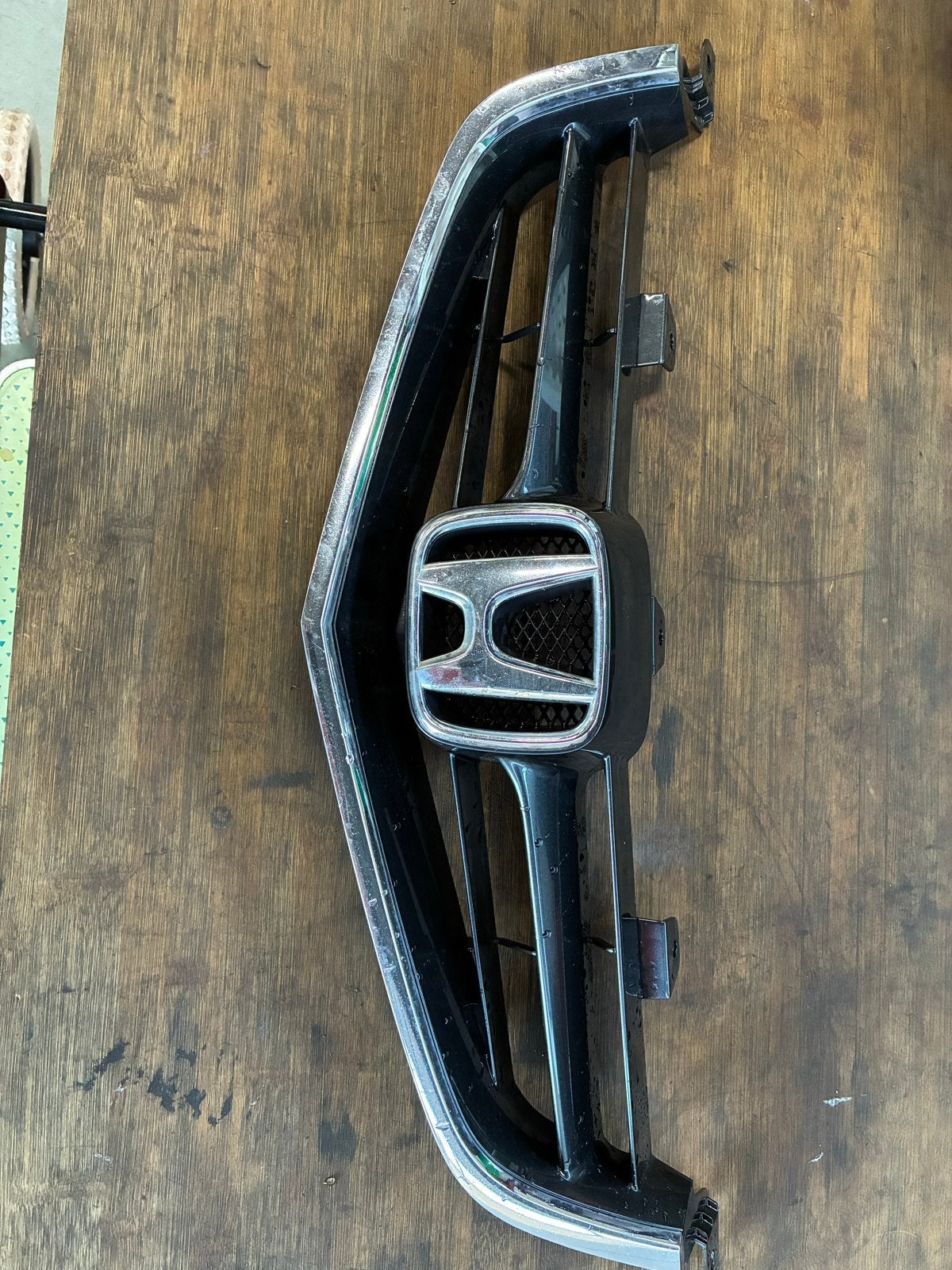 Grille Honda Accord 2003-2005, Auto-onderdelen, Carrosserie en Plaatwerk, Honda, Gebruikt, Voor, Ophalen of Verzenden