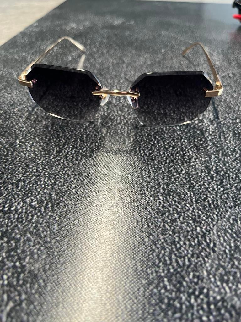 Astos Zonnebril Diamond Cut Black| Met koker, Sieraden, Tassen en Uiterlijk, Zonnebrillen en Brillen | Heren, Overige merken, Zonnebril