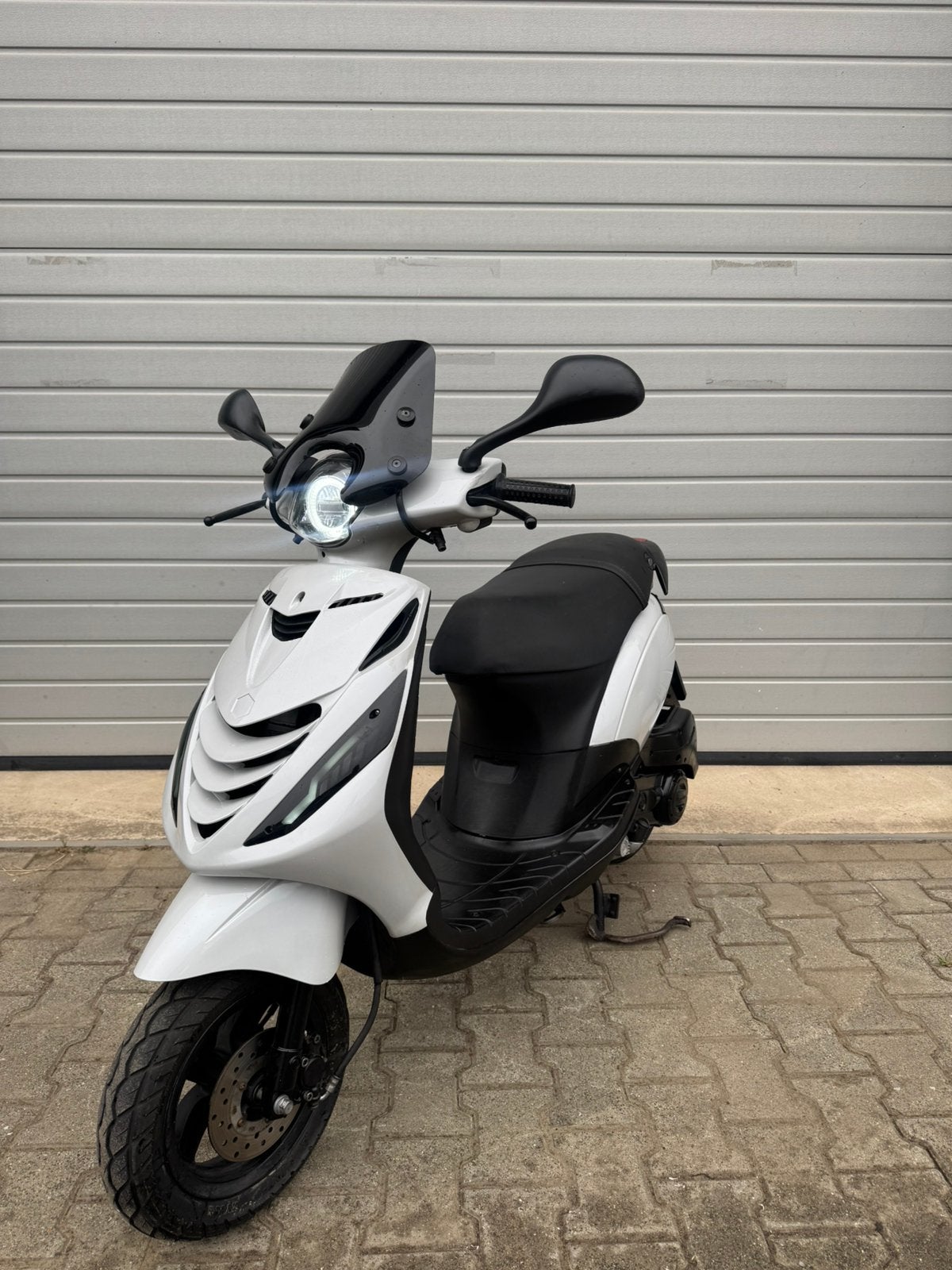 Piaggio zip 4t iget 45km brom, Ophalen, Zo goed als nieuw