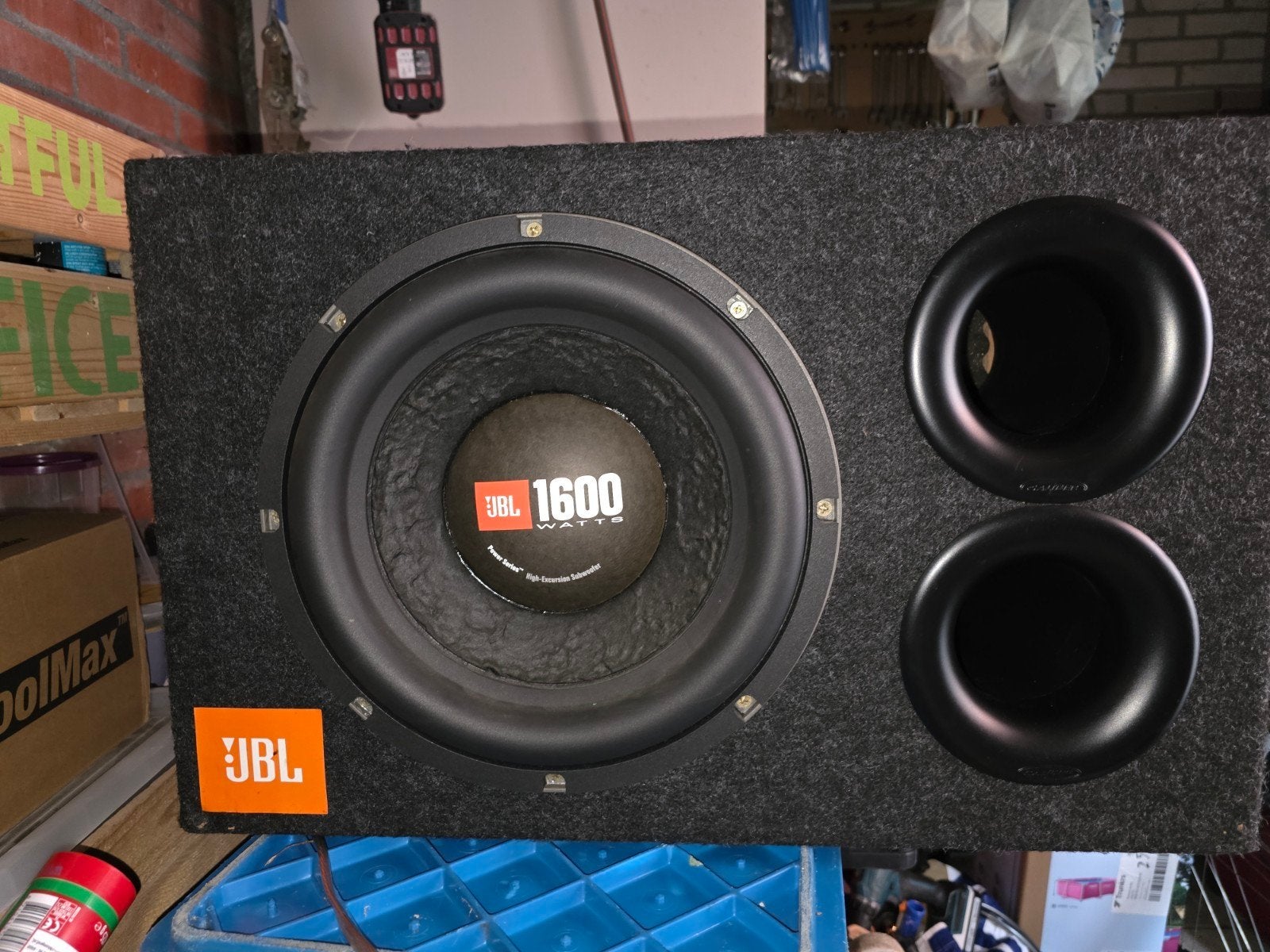 JBL Subwoofer met Versterker - Krachtige Bass voor Auto, Ophalen of Verzenden, Gebruikt
