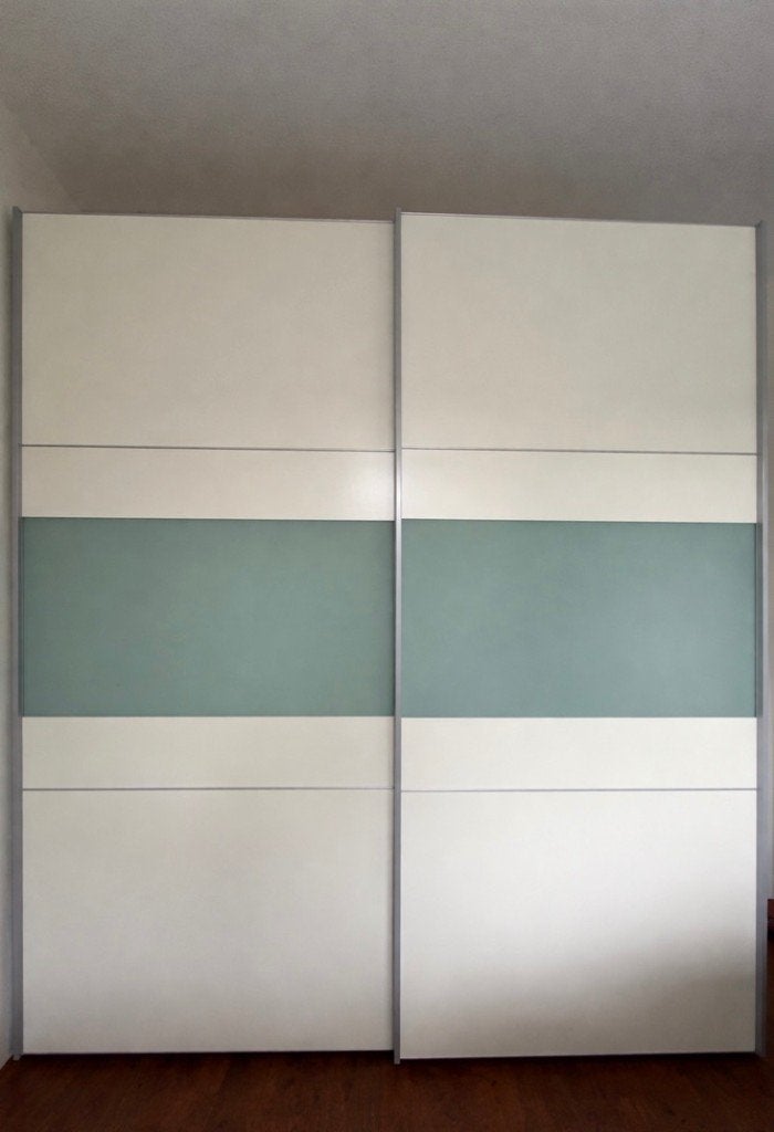 Kledingkast zweefdeurkast, modern met melkglas, Huis en Inrichting, Ophalen, Met deur(en), Gebruikt, 200 cm of meer