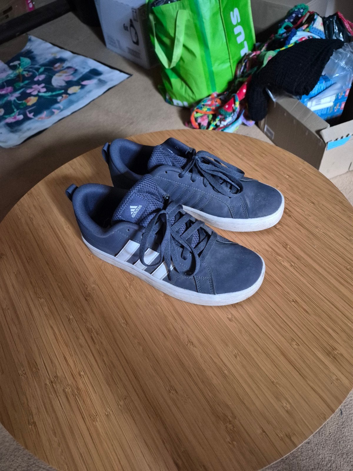Adidas sneakers - Donkerblauw met witte strepen, Kleding | Heren, Schoenen, Blauw, Ophalen of Verzenden, Sneakers of Gympen, Adidas