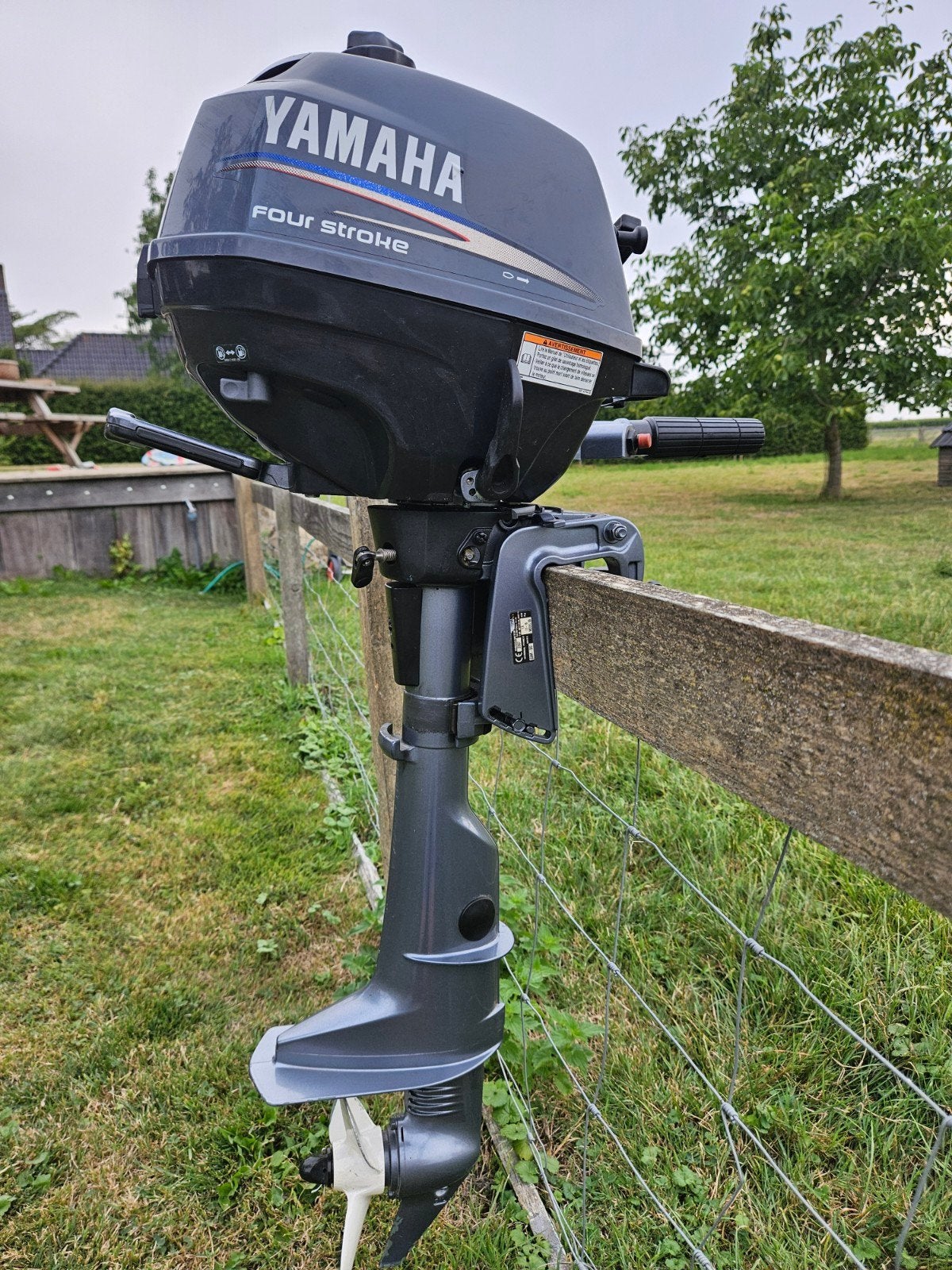 Yamaha 2.5 pk 4 takt buiten boord motor., Watersport en Boten, Buiten- en Binnenboordmotoren, Ophalen of Verzenden, Zo goed als nieuw