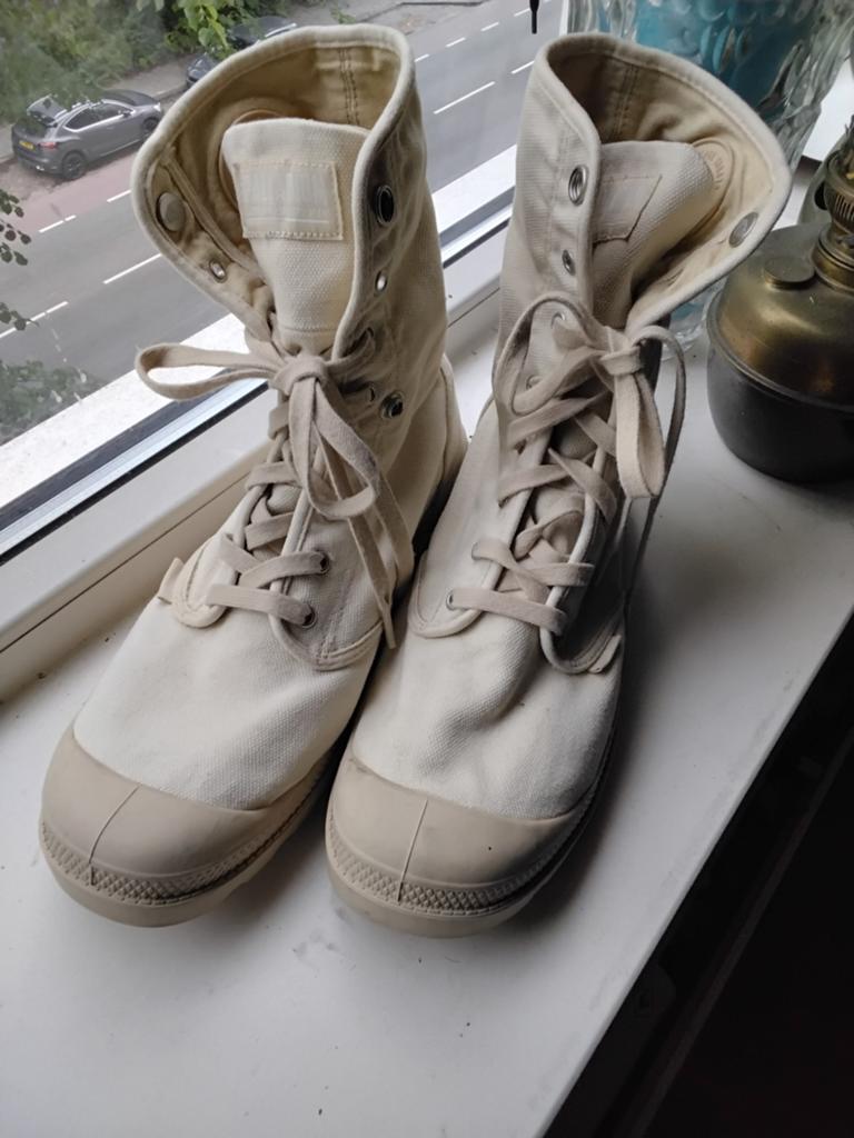 Palladium 47 wit pallabrouse, Kleding | Heren, Schoenen, Ophalen of Verzenden, Nieuw, Overige typen