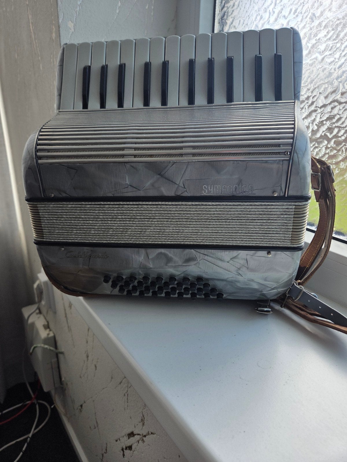 Gebruikte Symphonica Accordeon - Toetsaccordeon, Muziek en Instrumenten, Accordeons, Overige merken, Gebruikt, Met riemen, Overige formaten