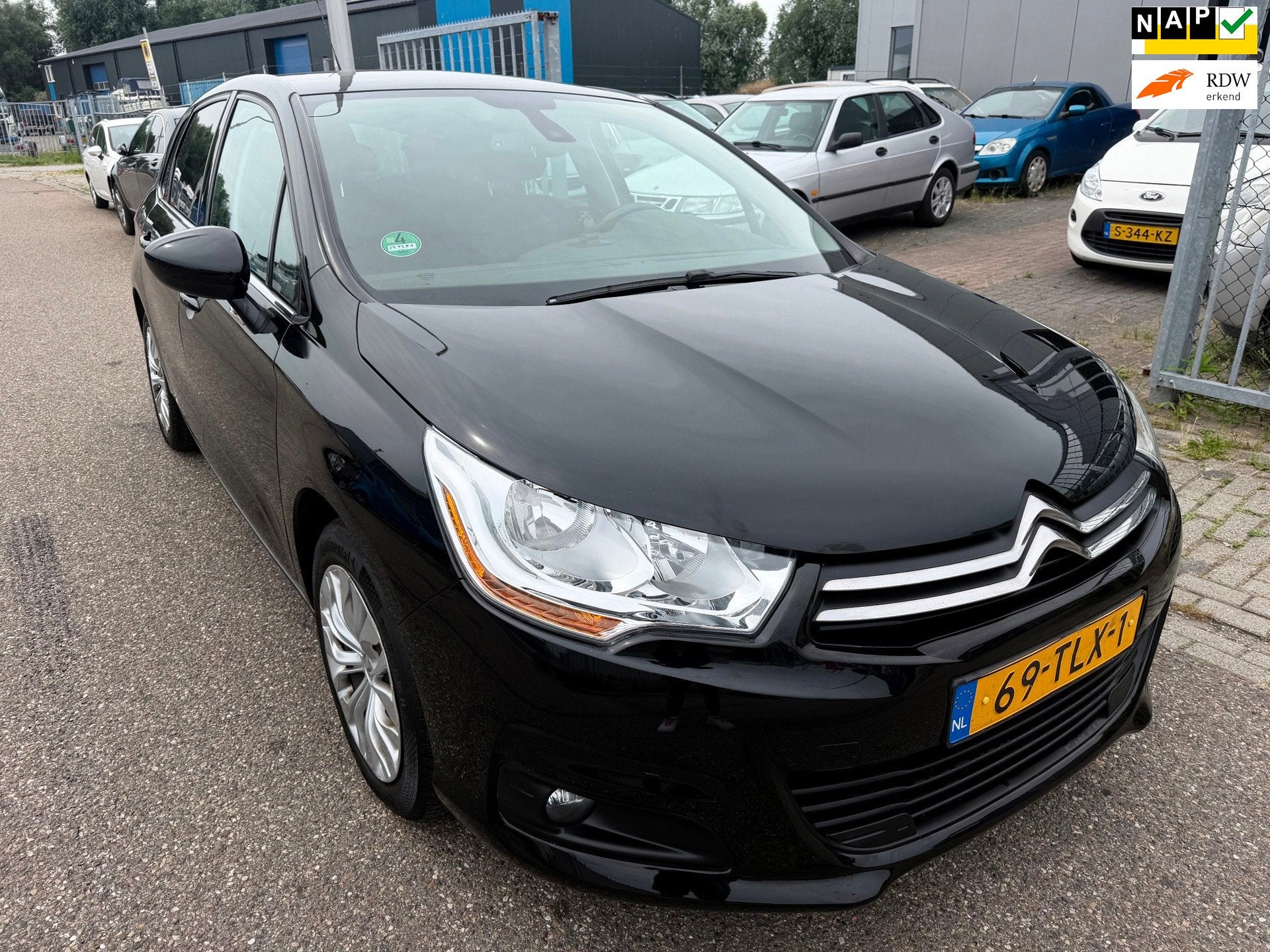 Citroen C4 1.6 VTi Tendance l Automaat l Airco, Auto's, Euro 5, 4 cilinders, Zwart, Bedrijf