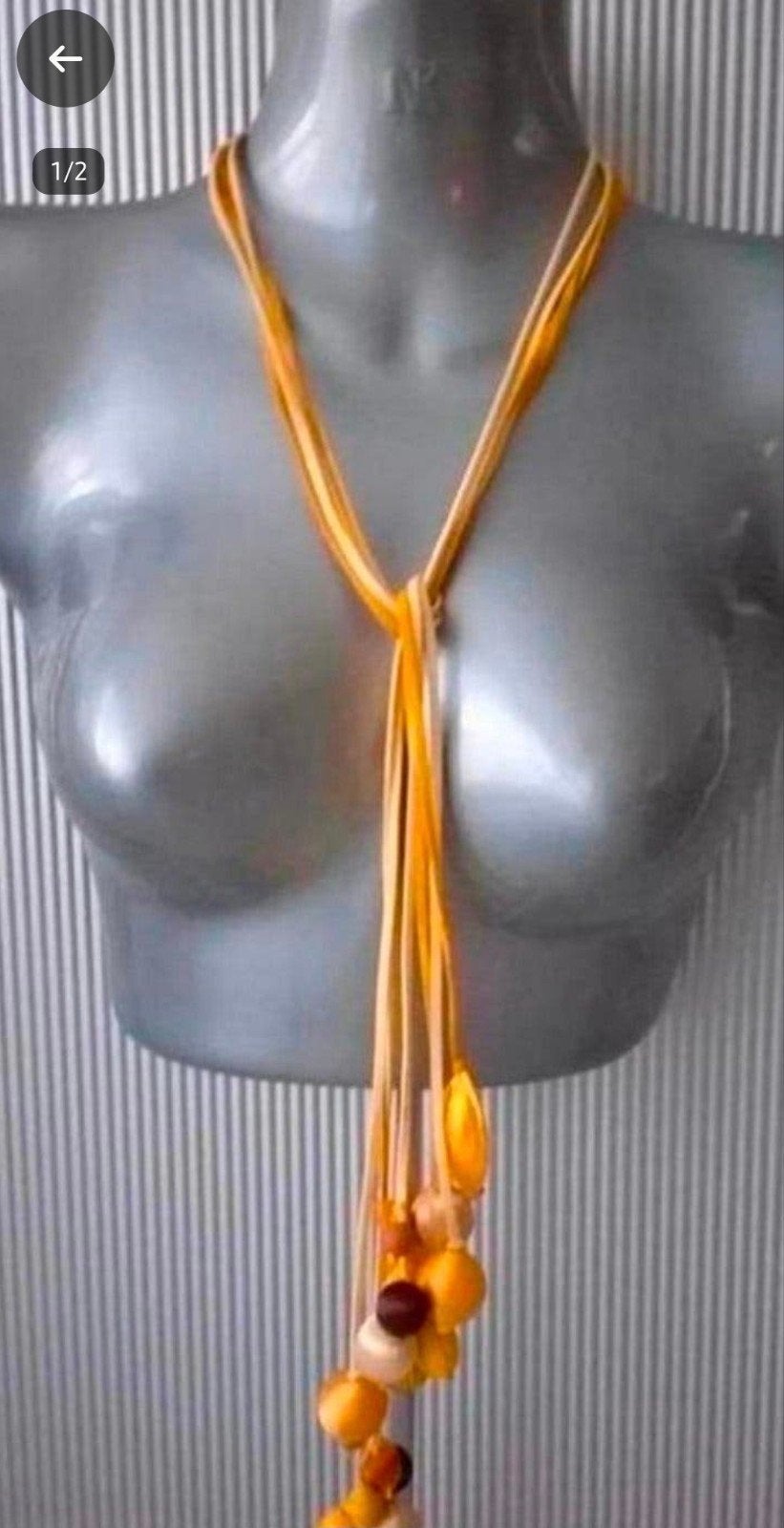 Manouk - suede koord met bundel hangers. 3=2 actie, Met hanger, Overige materialen, Verzenden, Geel