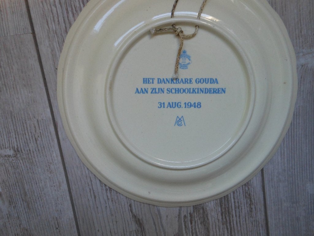 Handbeschilderd Gouds Plateel bord, Ophalen of Verzenden