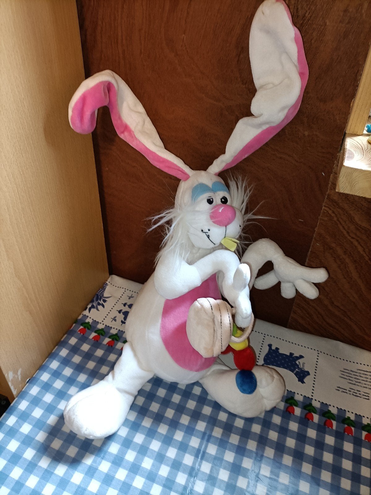 Paashaas knuffel met mandje eieren, Ophalen of Verzenden, Zo goed als nieuw, Overige typen