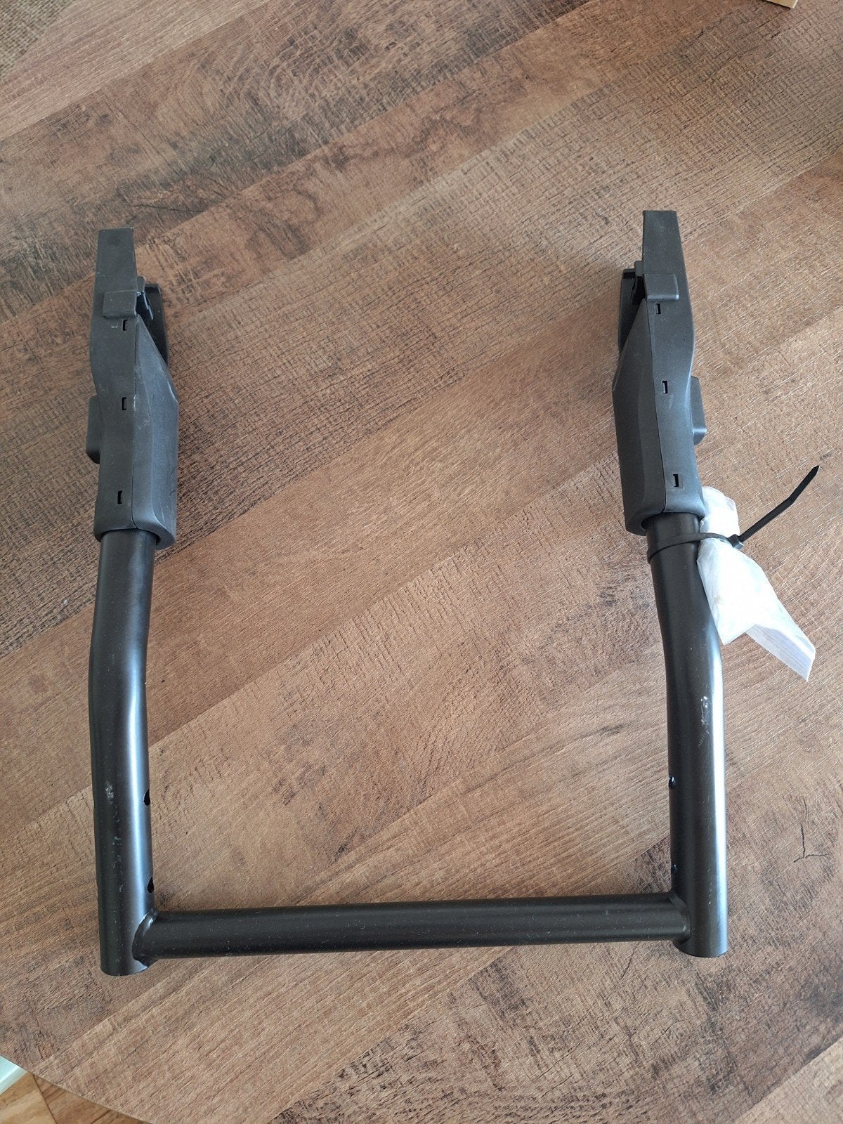 Maxi-Cosi adapter voor Gazelle Makki bakfiets, Ophalen