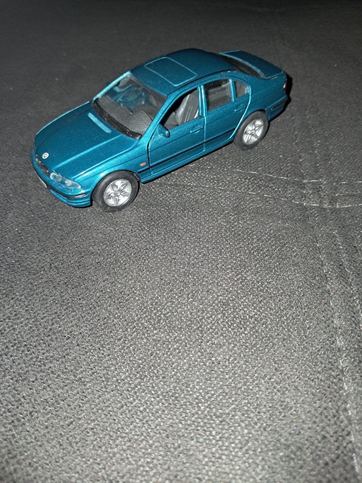 BMW 3 Serie Sedan (E46) modelauto – Groen/Blauw metallic (me, Hobby en Vrije tijd, Ophalen of Verzenden, Gebruikt, Auto, Overige merken