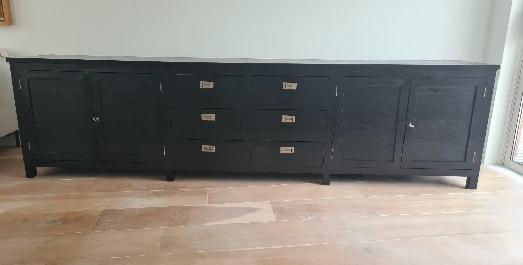 Stijlvol teakhouten zwart dressoir