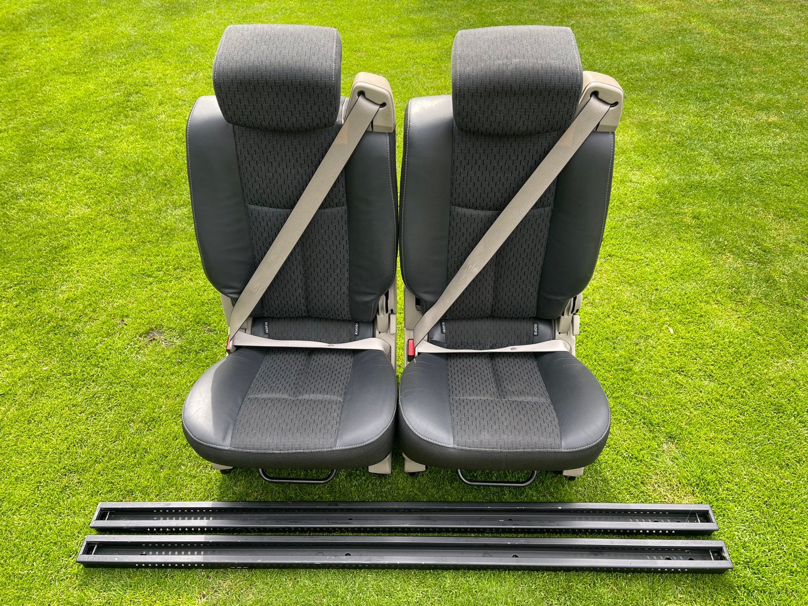 2 Stoelen/Zitbank met gordel voor Oldtimer,Bus,Camper., Ophalen, Gebruikt, Triumph