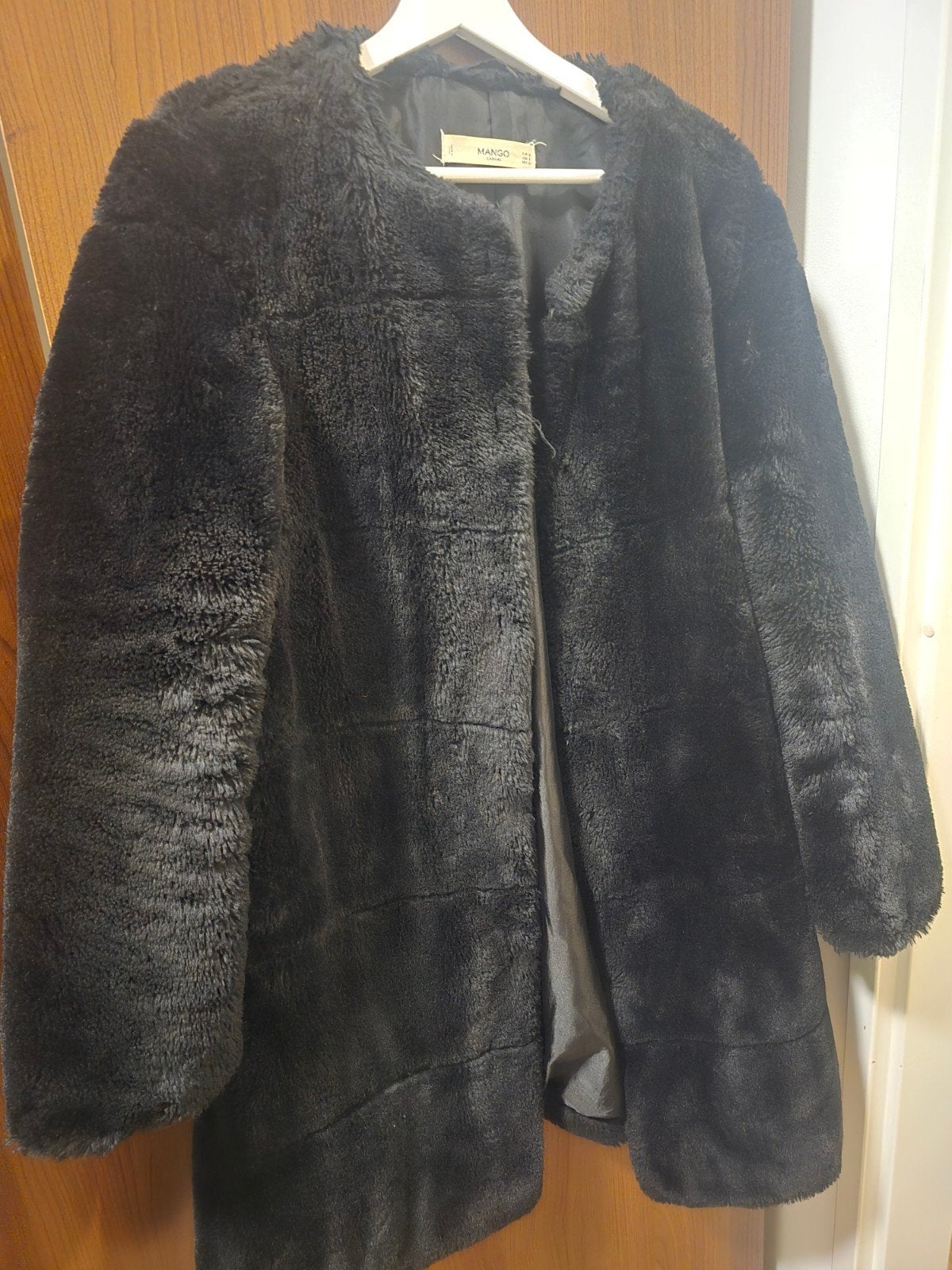 Zwarte Mango faux fur jas - Maat M, Maat 38/40 (M), Mango, Zwart, Ophalen of Verzenden