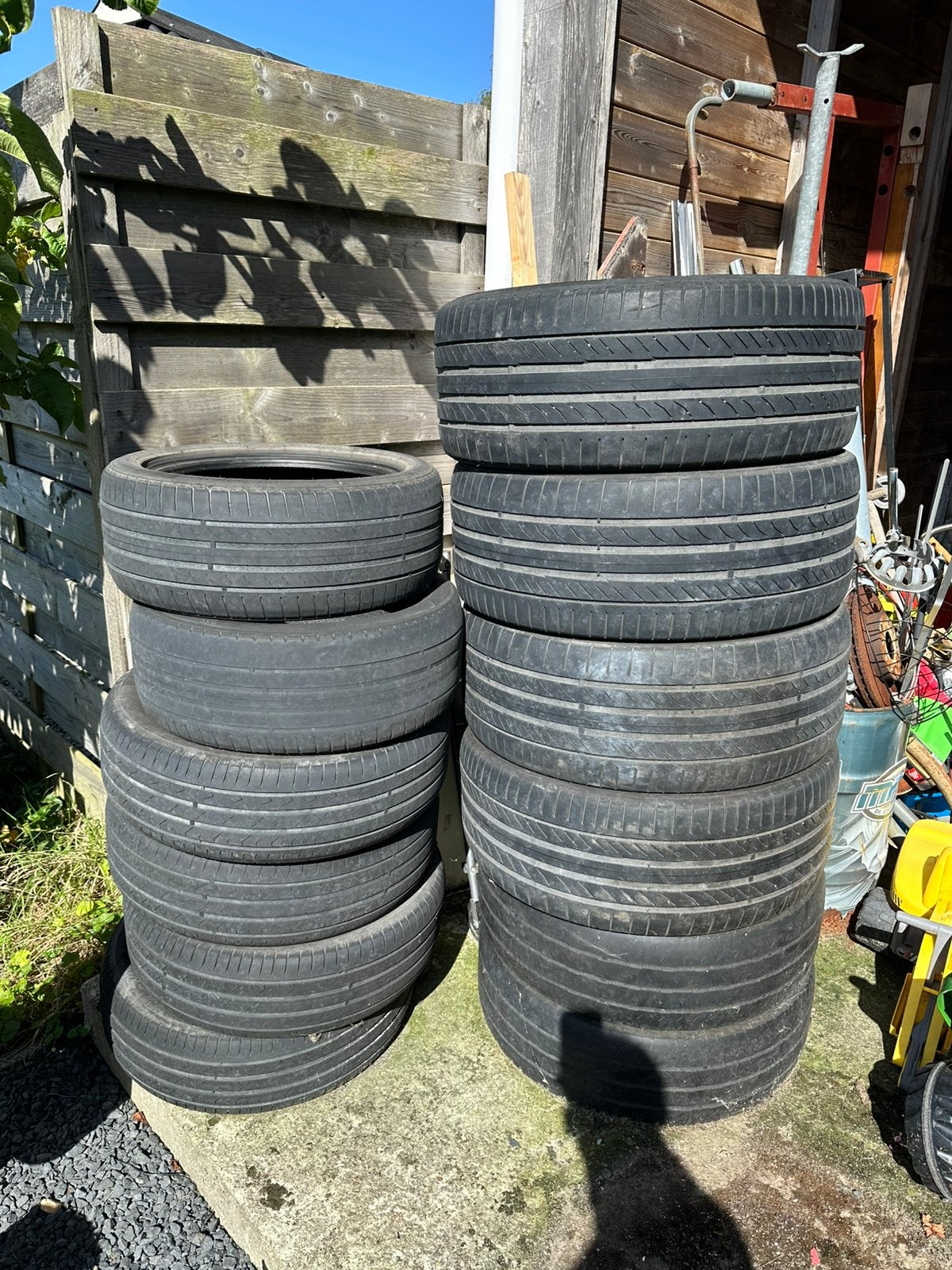 Oude autobanden banden spelen kinderen +/- 16 stuks, Ophalen, Gebruikt