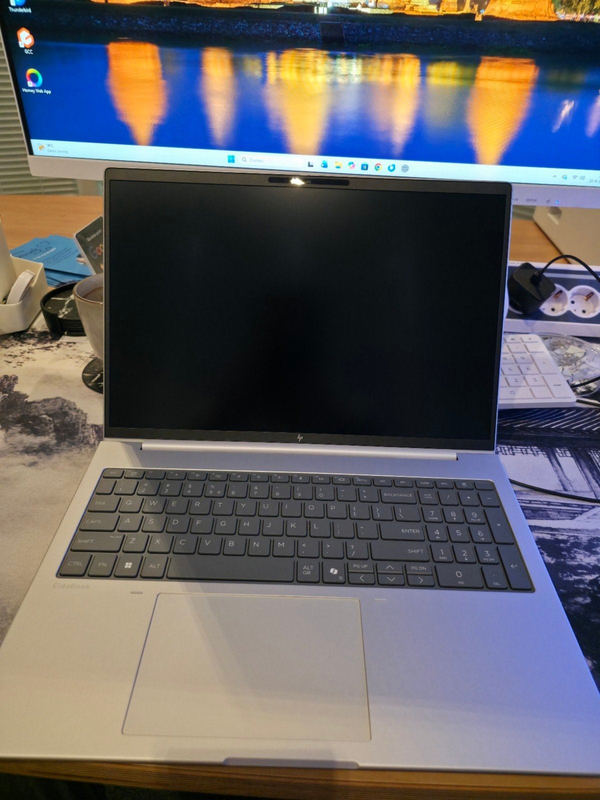Nieuw! HP EliteBook 8 G2a 16” AI / Copilot+ – Ryzen AI 5, Qwerty, Nieuw, Ophalen of Verzenden, 256 GB of meer