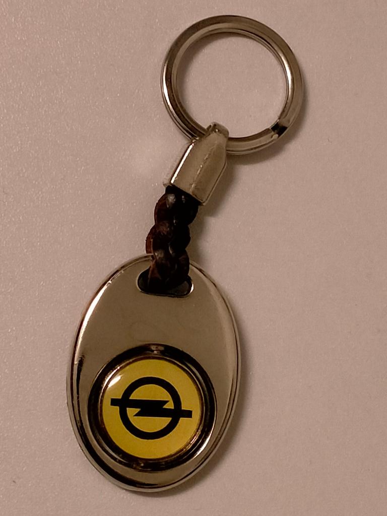Opel auto sleutelhanger logo auto's automerk vervoer, Verzamelen, Automerken, Motoren en Formule 1, Ophalen of Verzenden, Gebruikt