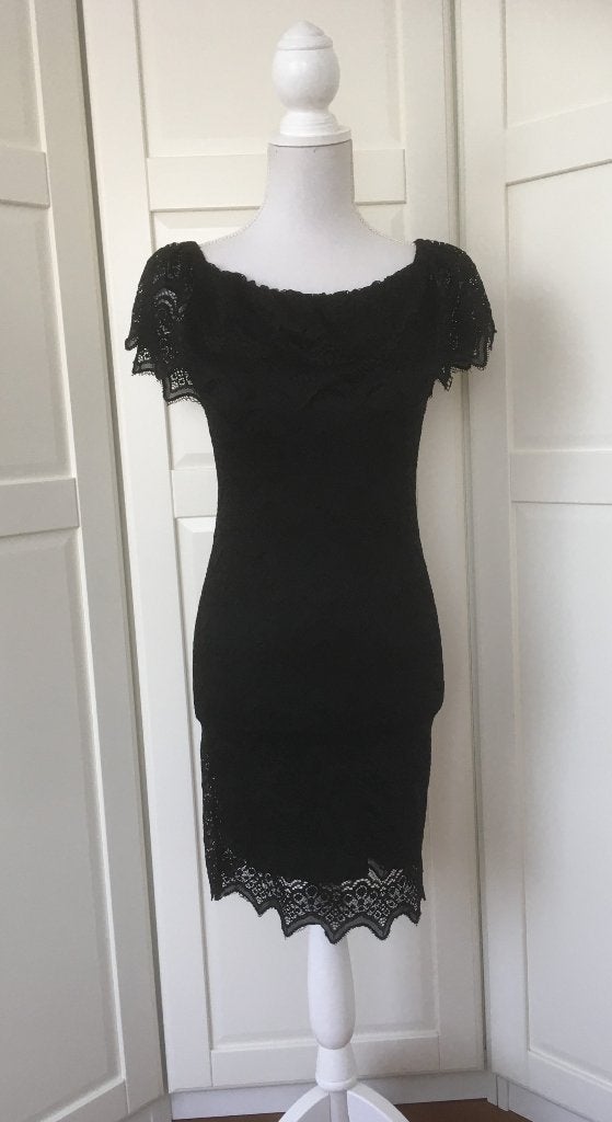Jennyfer zwarte kanten mini jurk, maat S, Kleding | Dames, Zwart, Ophalen of Verzenden, Jennyfer, Maat 36 (S)