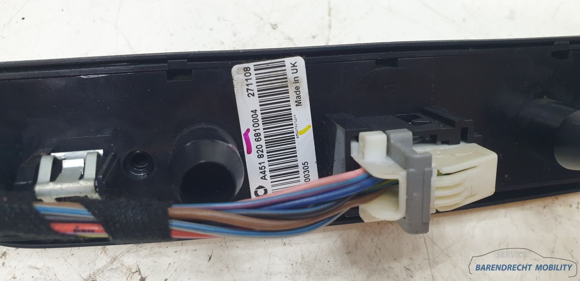 Gevarenlicht schakelaar W451 Smart Fortwo CPV 451820681 orig, Gebruikt, Mercedes-Benz AG, Ophalen of Verzenden, Mercedesstrasse 120
70372  Stuttgart, DE