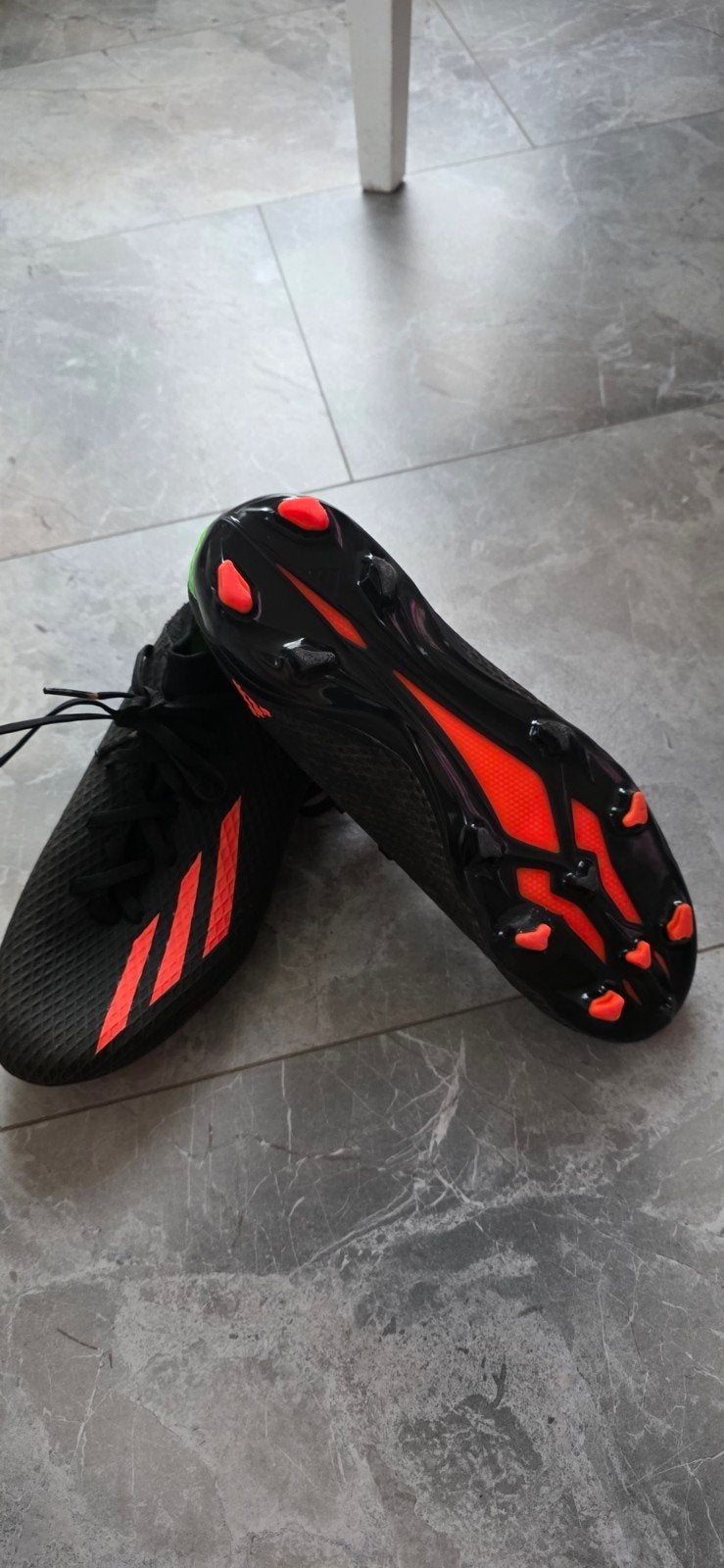 Adidas X Speedflow voetbalschoenen - Zwart/Oranje, Sport en Fitness, Ophalen
