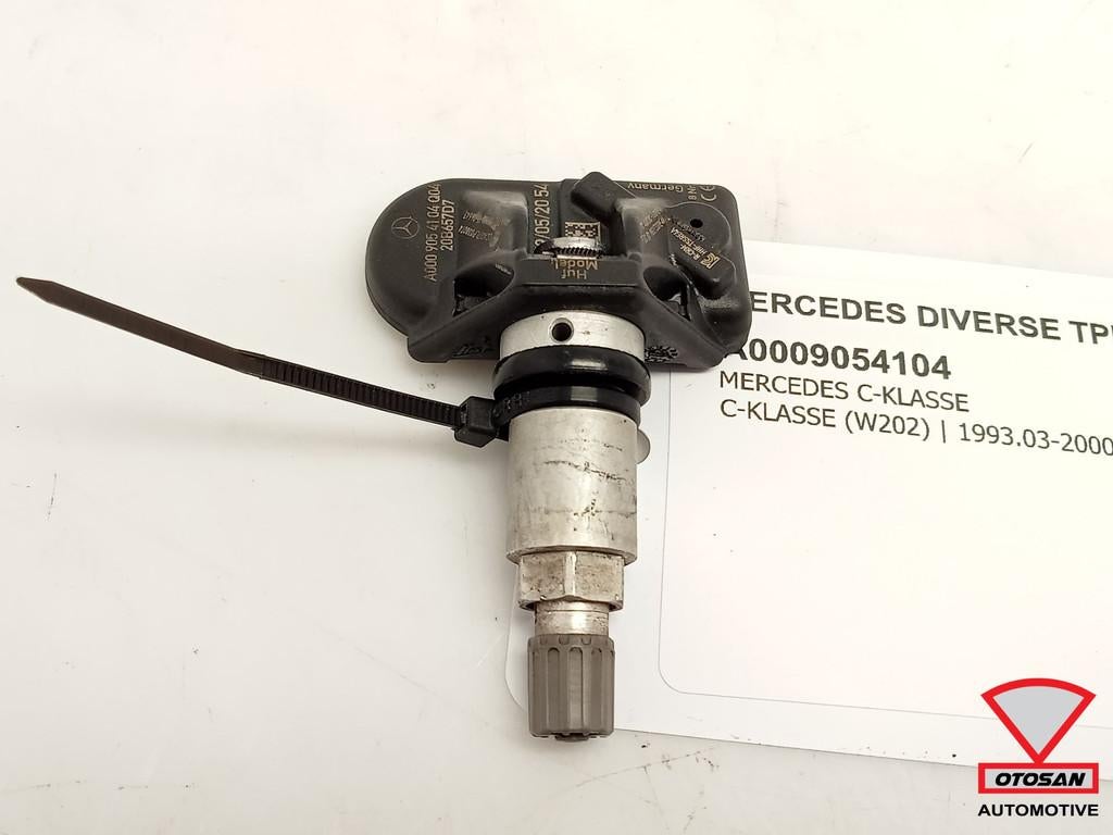 Mercedes Diverse TPMS Banden Sensor Ventiel A0009054104, Gebruikt, Mercedes-Benz AG, Mercedes-Benz, Ophalen of Verzenden