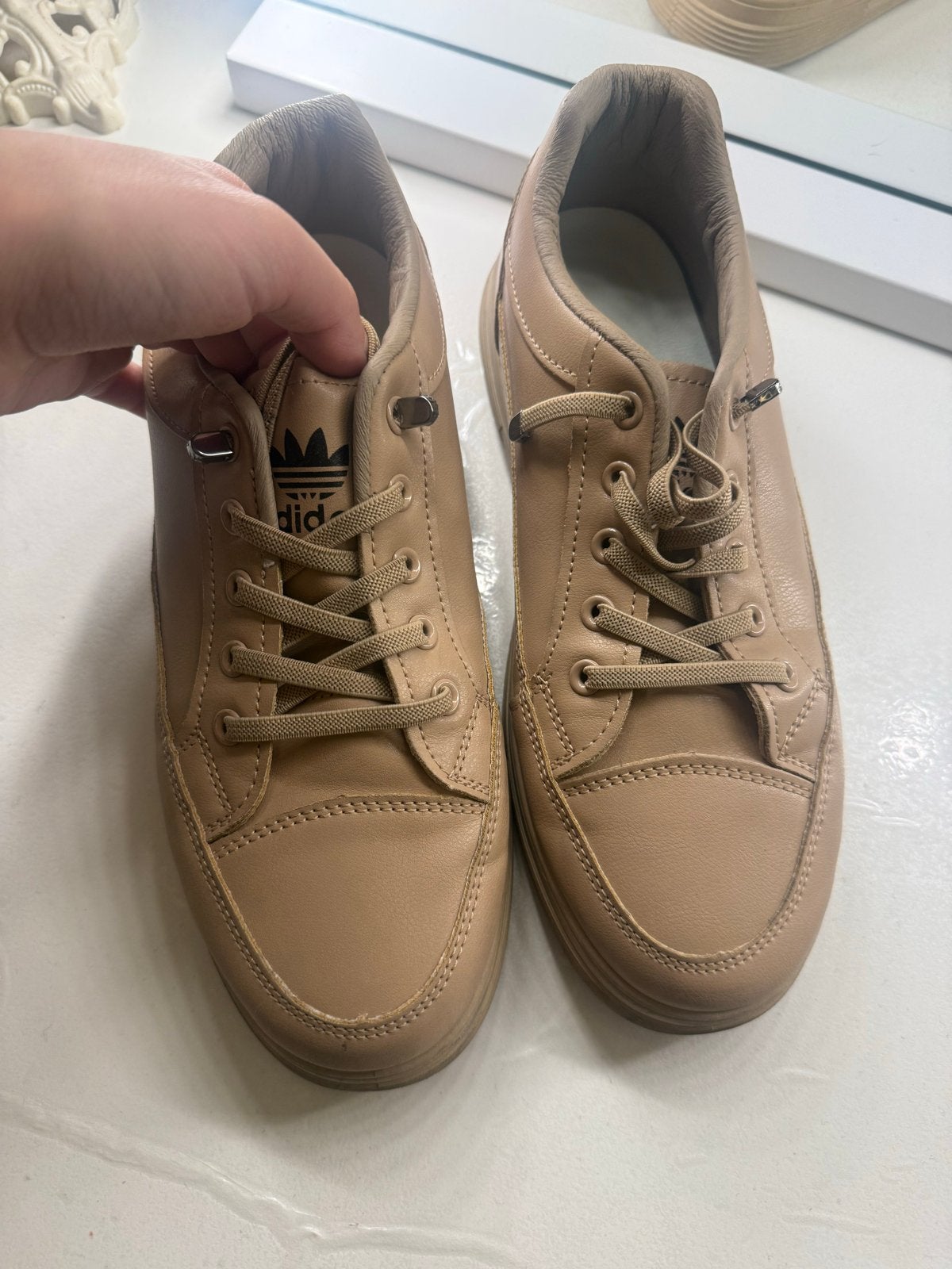 Sneakers, Kleding | Dames, Ophalen, Zo goed als nieuw, Beige, Sneakers of Gympen