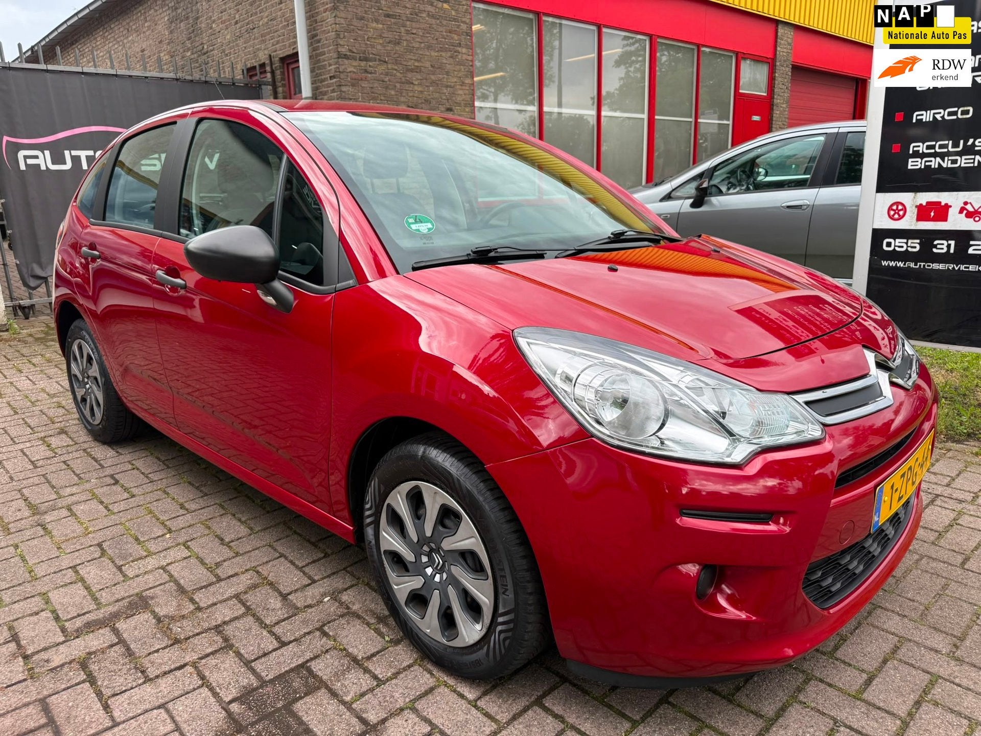 Citroen C3 1.0 PureTech Attraction Apk|Beurt|Airco|Nieuwe DI, Voorwielaandrijving, Euro 5, Gebruikt, 948 kg