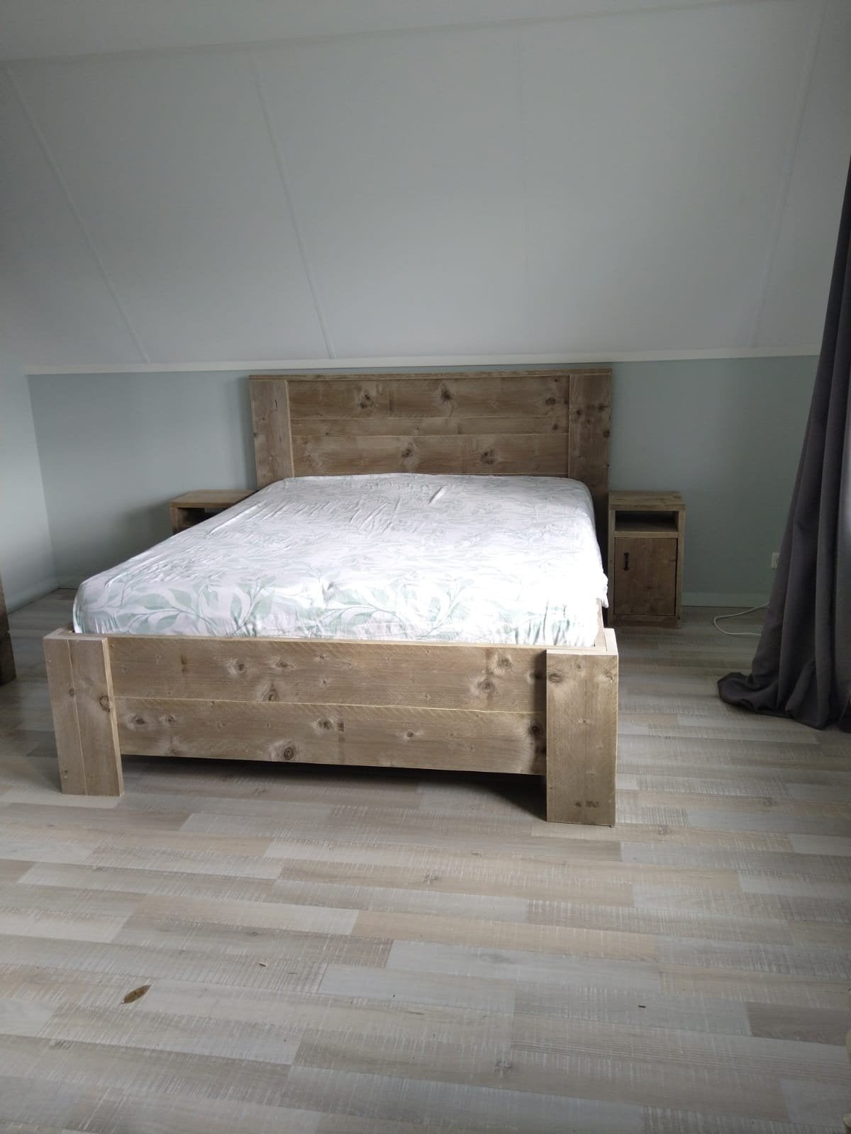 bedden van steigerhout, Huis en Inrichting, Slaapkamer | Bedden, Steigerhout, Ophalen of Verzenden, Landelijk, Overige maten