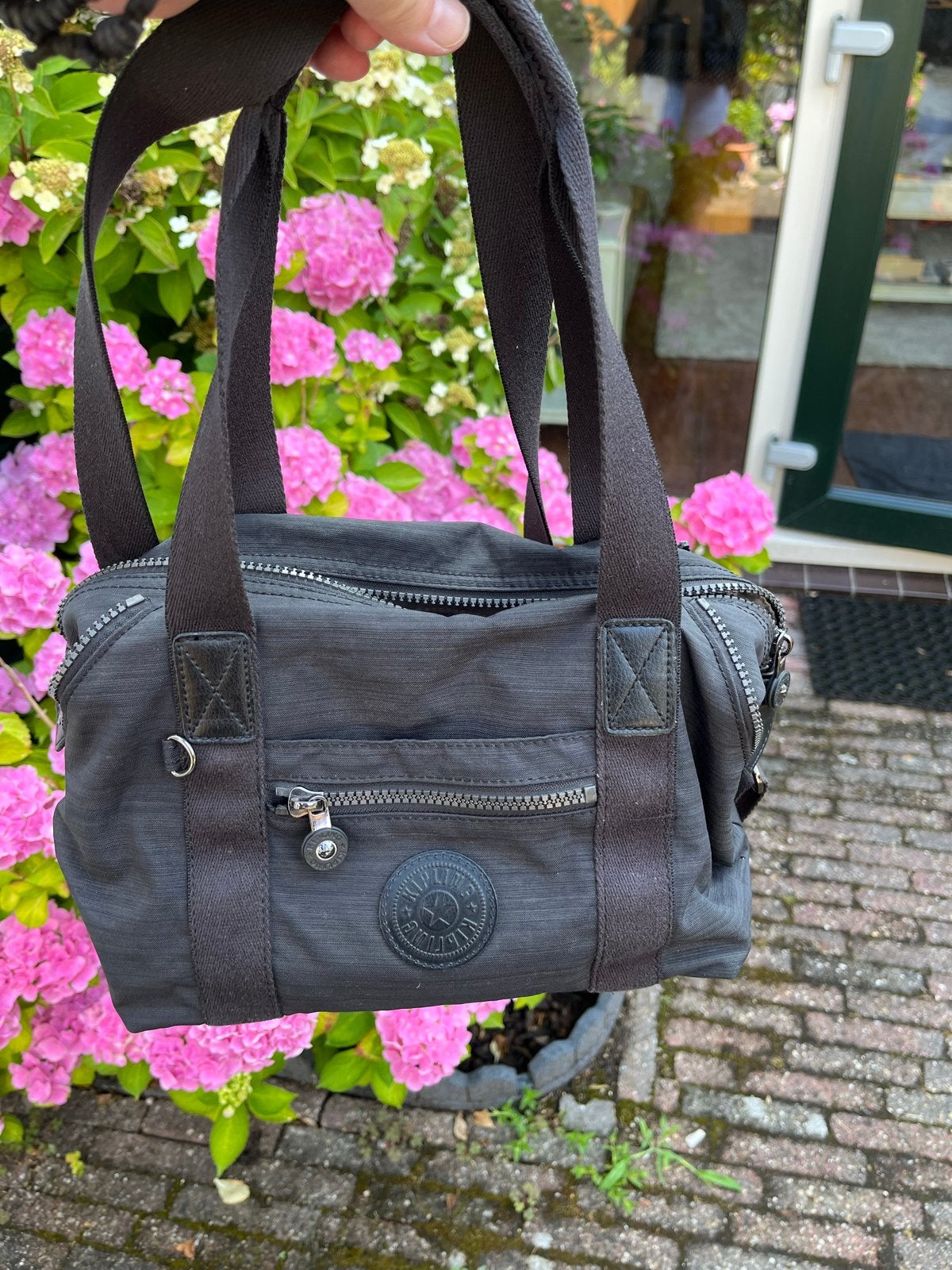 Kipling Handtas/Schoudertasje Zwart zo gied als nieuw, Sieraden, Tassen en Uiterlijk, Tassen | Damestassen, Zo goed als nieuw
