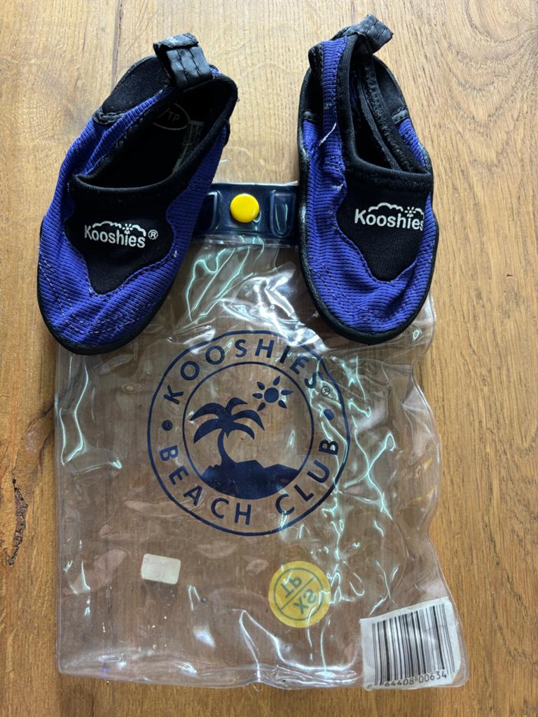 Kooshies waterschoentjes - XS/3-4 - Blauw, Ophalen of Verzenden, Gebruikt, Jongetje of Meisje, Zwemschoenen