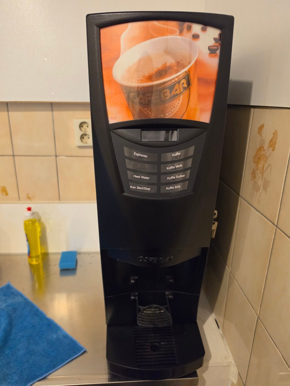 Koffiemachine met waterreservoir - Cafe Bar, Witgoed en Apparatuur, Koffiezetapparaten, Gebruikt, Gemalen koffie, Koffiemachine