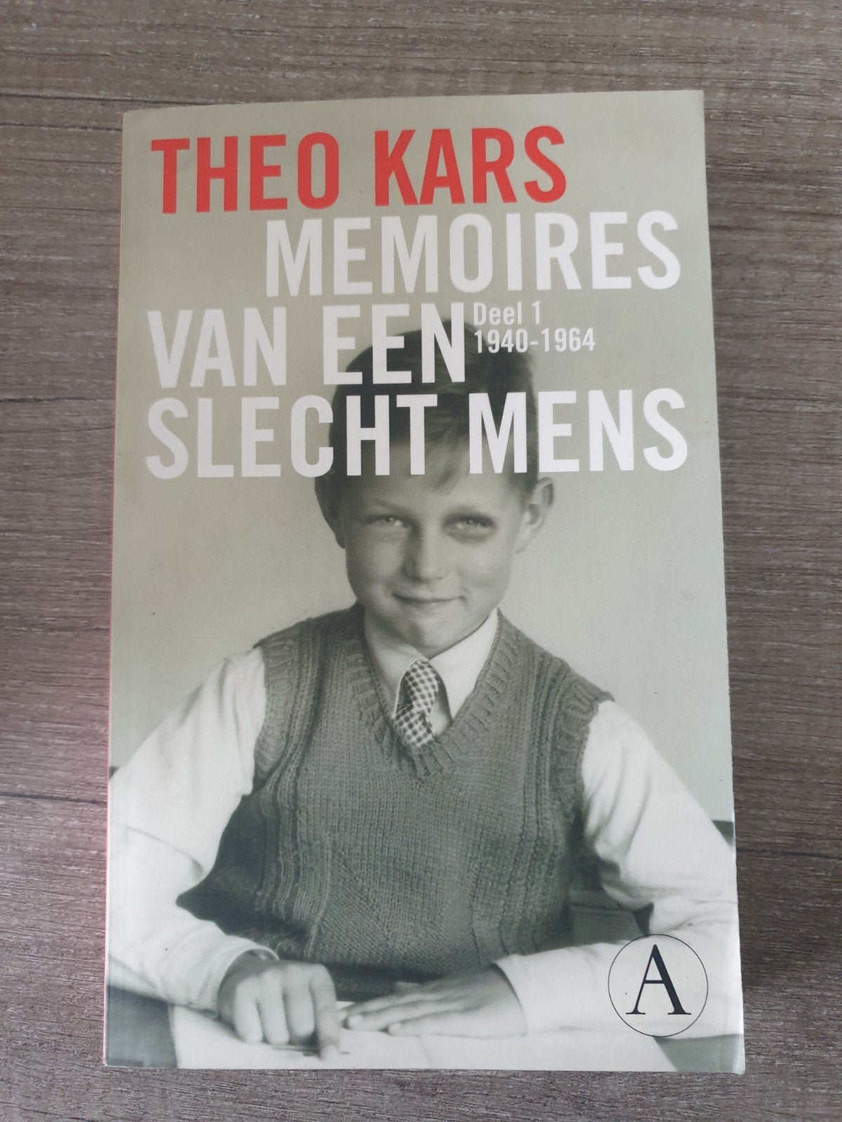 Theo Kars - Memoires van een slecht mens Deel 1, Ophalen of Verzenden, Gelezen, Theo Kars