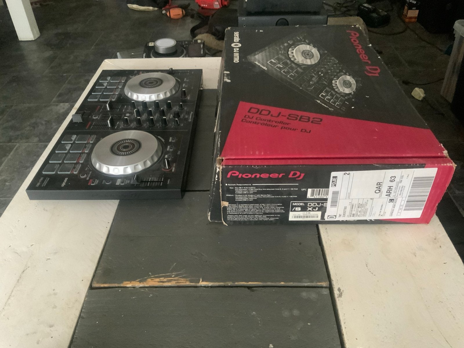 Pioneer DJ DDJ-SB2 DJ-controller met Serato DJ Intro, Ophalen of Verzenden, Zo goed als nieuw