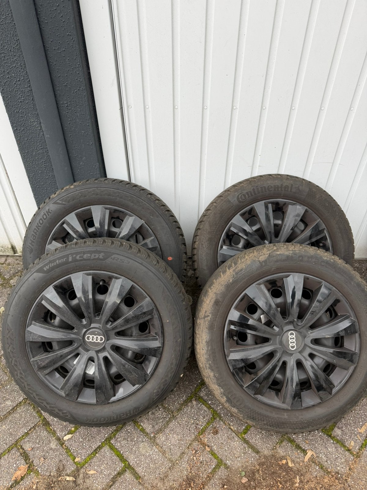 Audi A1 - Winterset - 185/60/15, Auto-onderdelen, 15 inch, Banden en Velgen, 185 mm, Winterbanden