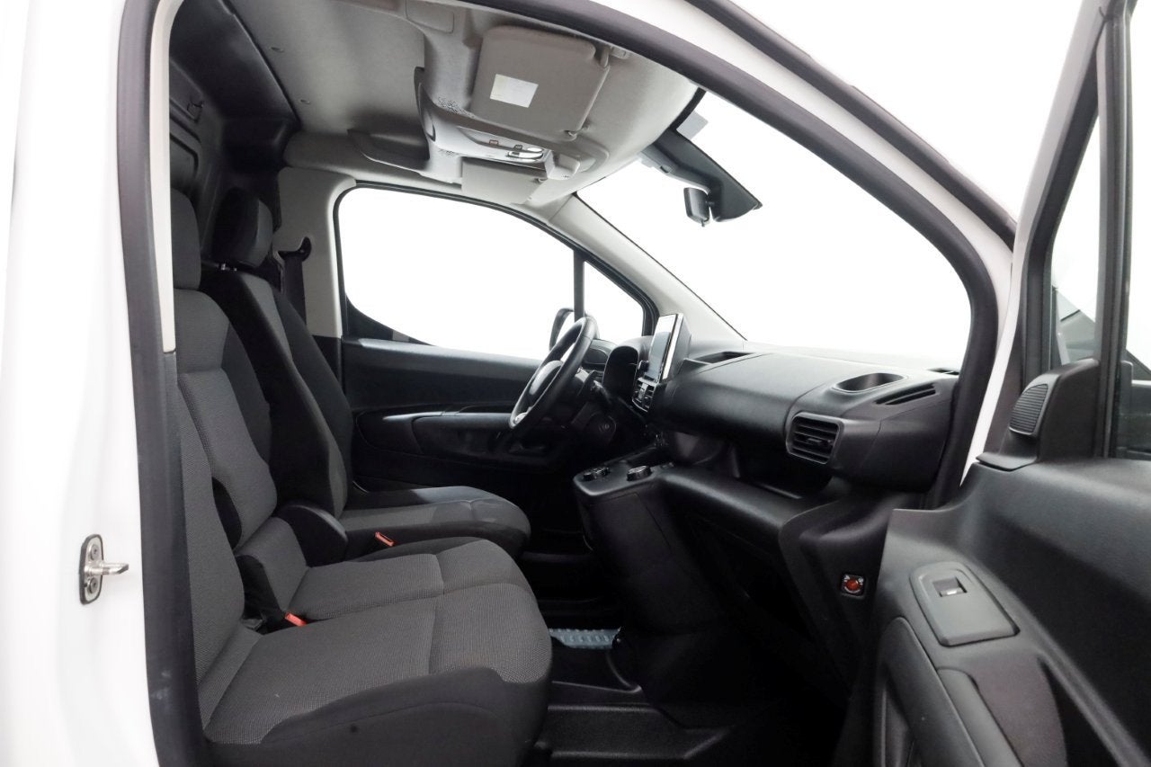 Citroën Berlingo 1.2 PureTech 110pk Benzine Automaat Airco/, Dealer onderhouden, Gebruikt, 4 cilinders, Citroën