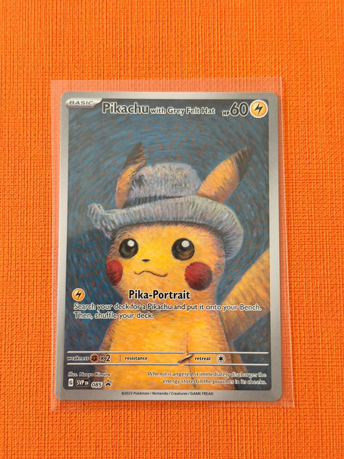 Pikachu with Grey Felt Hat, Hobby en Vrije tijd, Ophalen of Verzenden, Zo goed als nieuw