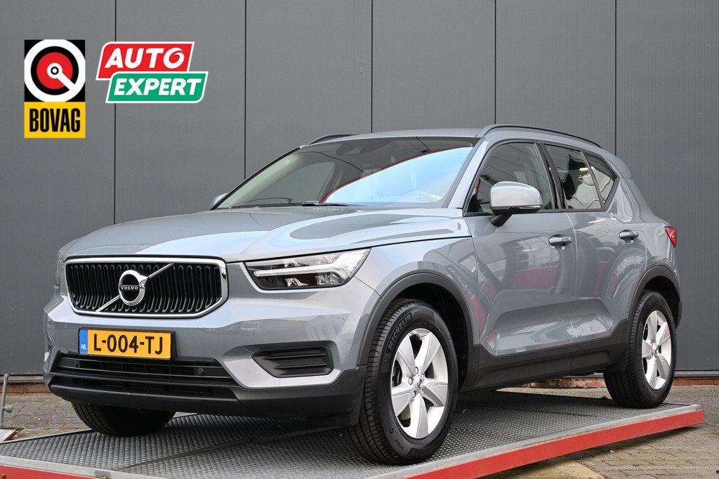 Volvo XC40 1.5 T2 Momentum Core trekhaak (bj 2021), Auto's, Volvo, Voorwielaandrijving, Stof, Gebruikt, Origineel Nederlands