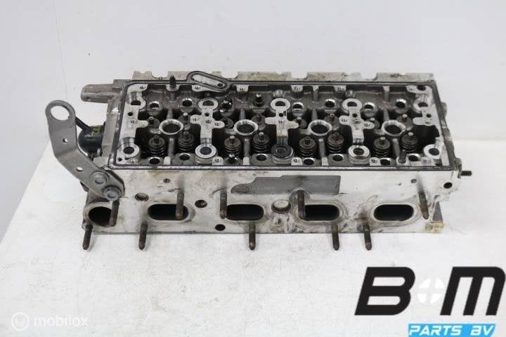 Cilinderkop VW Golf 7 2.0 TDI CUNA 04L103373E, Gebruikt