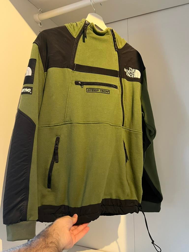 Supreme x TNF the north face steep tech Medium Olive, Ophalen of Verzenden, Zo goed als nieuw, Maat 48/50 (M), Groen