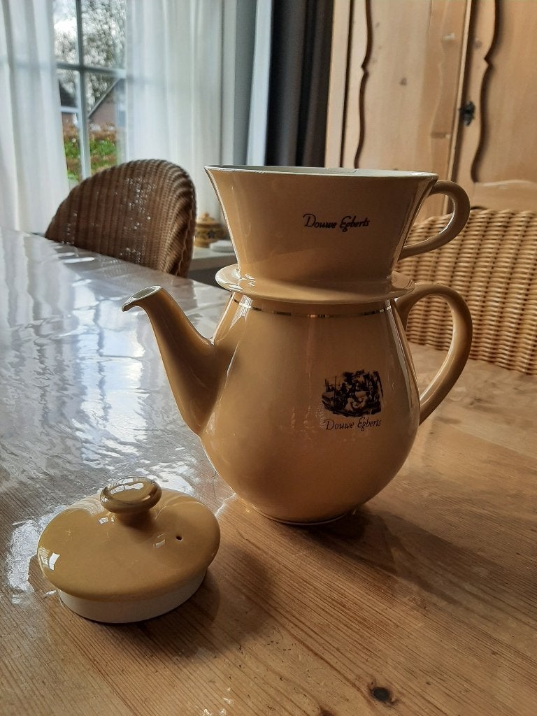 DOUWE EGBERTS - KOFFIEKAN & DEKSEL & FILTER - KOMPLEET, Overige typen, Vintage, Ophalen of Verzenden, Zo goed als nieuw