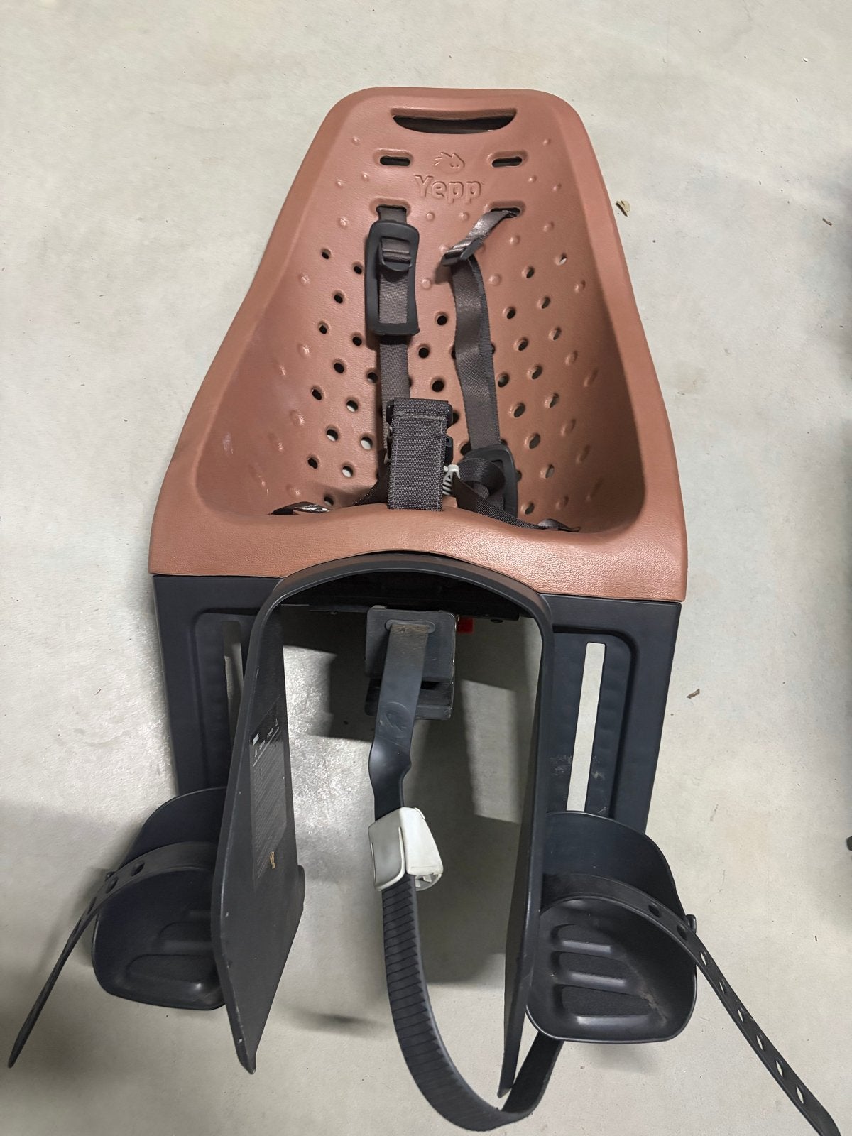 Thule Yepp Maxi Easyfit Bagagedrager Mokka - Z.G.A.N., Ophalen, Zo goed als nieuw, Achterzitje