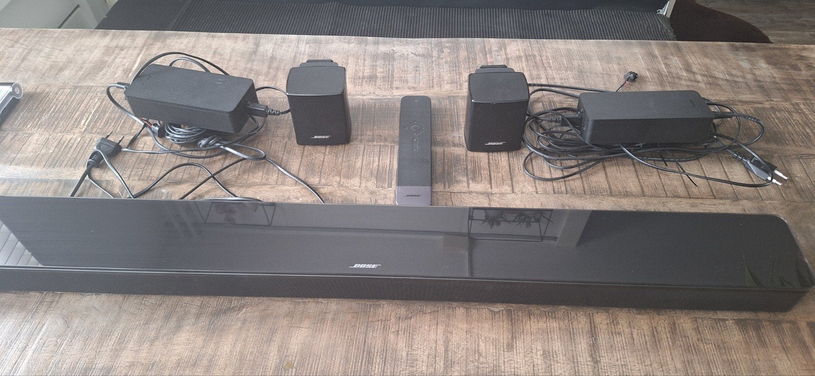 Bose Soundbar 700 in prima staat