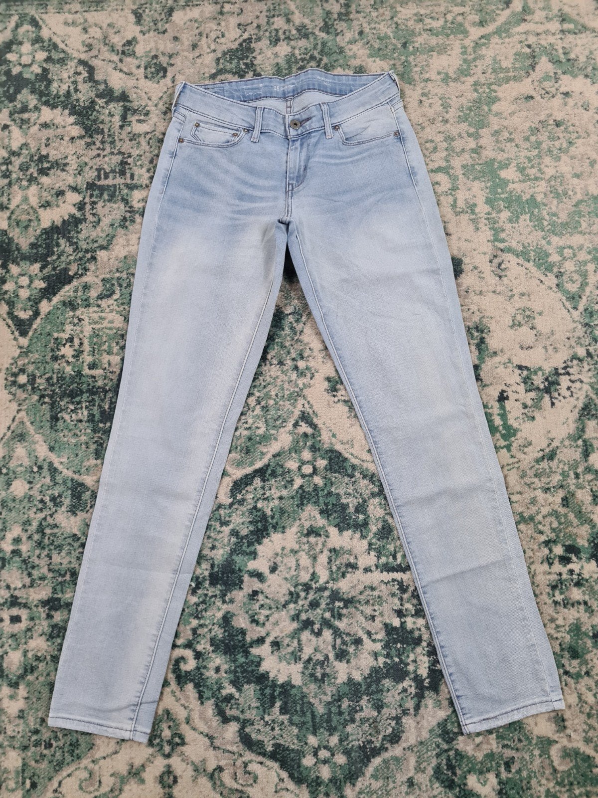 Levi's demi curve W26 L32 Dames Tulsi2632 Blauw Low-rise, Blauw, Ophalen of Verzenden, Zo goed als nieuw, W27 (confectie 34) of kleiner