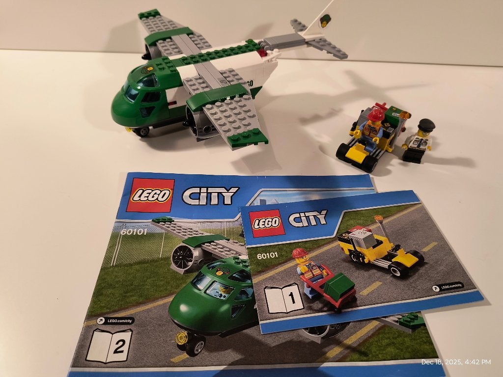 LEGO CITY 60101 Airport Cargo Plane compleet met boekje, Kinderen en Baby's, Speelgoed | Duplo en Lego, Lego, Ophalen of Verzenden