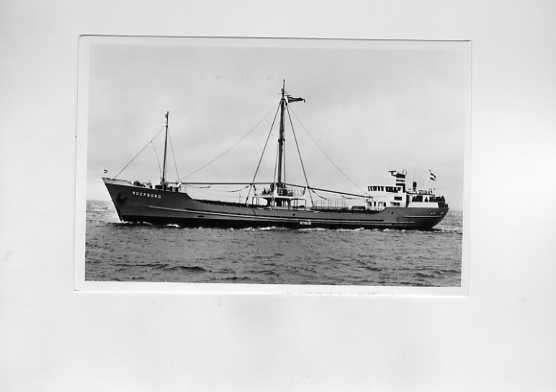 scheepvaart-foto/kaart-DELFZIJL-red.WAGENBORG-roerborg, Ophalen of Verzenden, 1940 tot 1960, Gelderland