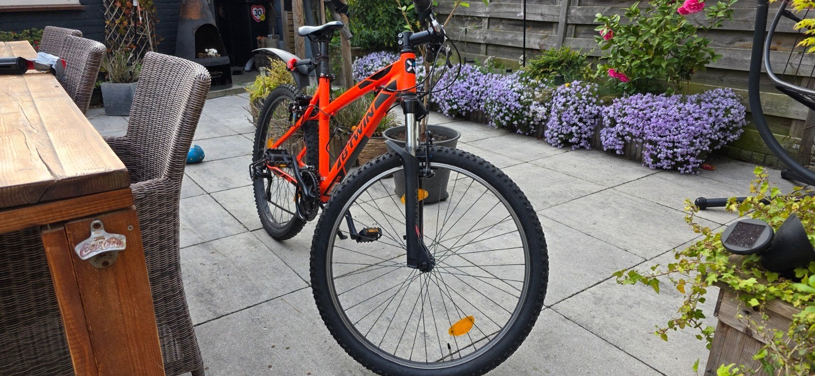 26 inch B'Twin rockrider - oranje, Fietsen en Brommers, Fietsen | Mountainbikes en ATB, Ophalen, Velgrem